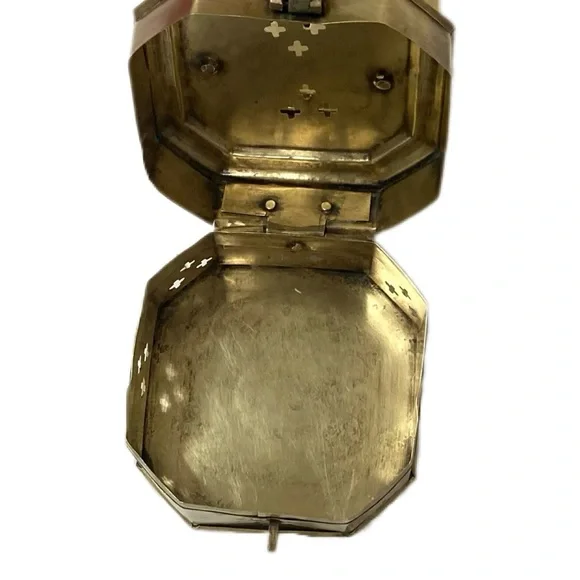 Vintage Brass Cricket Octagon Box with Handle X2 - Picture 3 of 6
